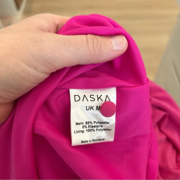 Women’s Daska Chara Dress, Pink, Medium - Picture 9 of 9